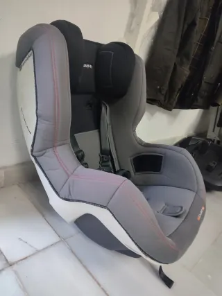 Base Isofix e seggiolino auto