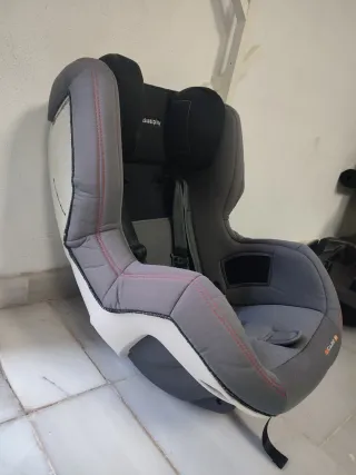 Base Isofix e seggiolino auto