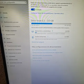 PC Gaming Negro con Luces LED de Colores