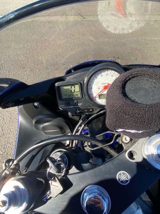 Yamaha R6 Carburación Azul