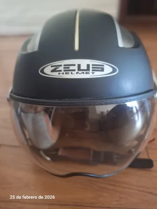 Casco Zeus Moto Negro con Visera