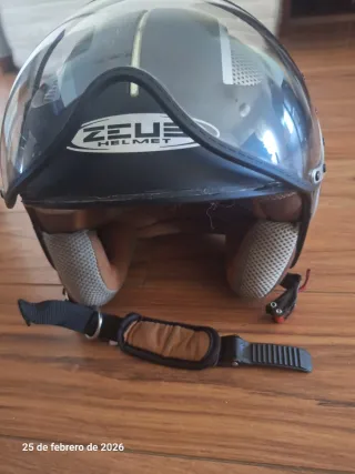 Casco Zeus Moto Negro con Visera