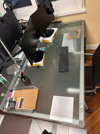 Scrivano in vetro e acciaio con 8 tavoli