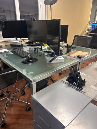 Scrivano in vetro e acciaio con 8 tavoli