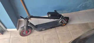 Patinete Eléctrico Casi Nuevo