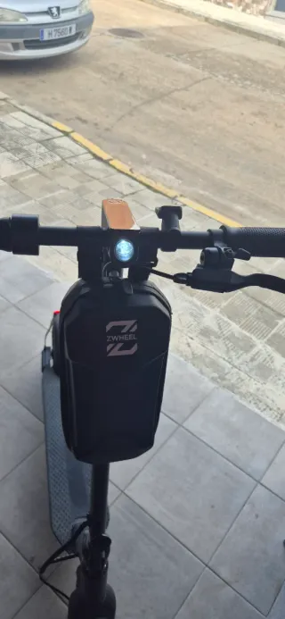 Patinete Eléctrico Casi Nuevo