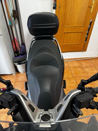 Kawasaki J125 Maxi Scooter 6197 km