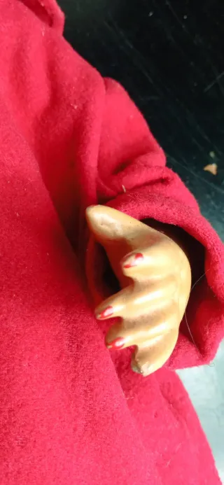 Bambola porcellana con suono anni '40