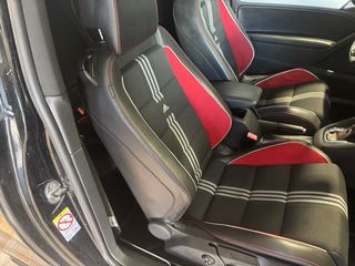 Volkswagen Golf gti edicion adidas