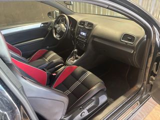 Volkswagen Golf gti edicion adidas