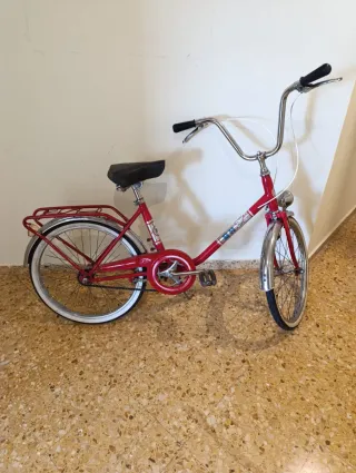 Bicicleta Clásica Roja