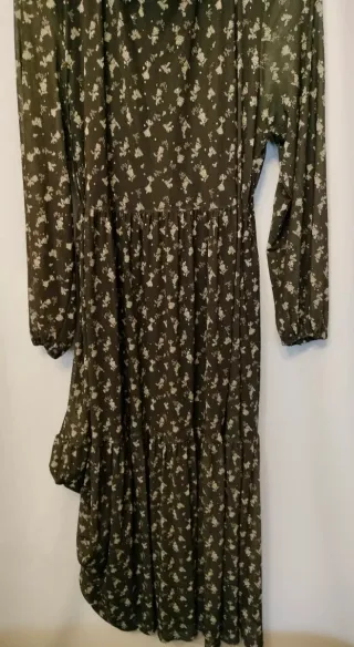 Vestido midi floral caqui