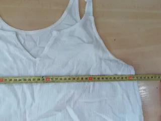 Camiseta talla M de Zara estilo boho crema