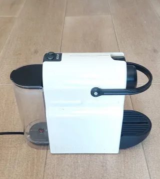 Cafetera Nespresso Krups Blanca