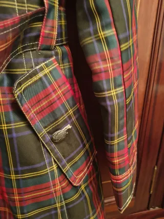 Gabardina 3/4 estampado, marca Riverside