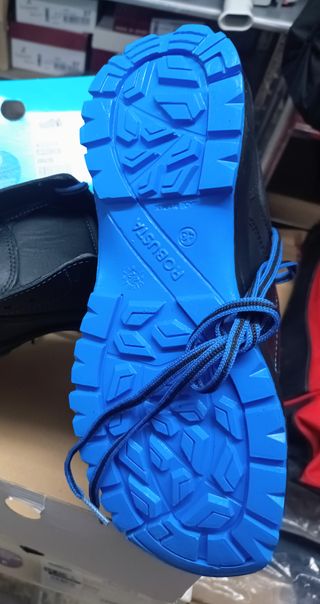 Zapatos Robusta T-43
