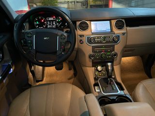 Land Rover Discovery 2010