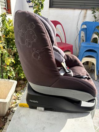 Seggiolino auto Isofix Bebé Confort Pearl