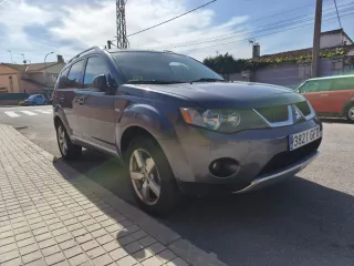 Mitsubishi Outlander 2008