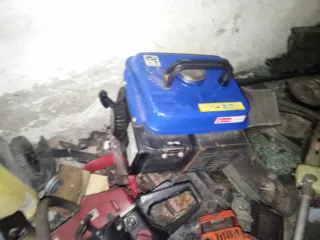 Generador Eléctrico Azul