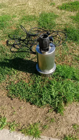 Bomba de agua sumergible EBARA