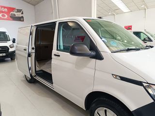 Volkswagen Transporter T6 06/2023