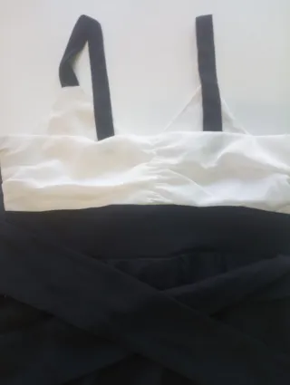 Vestido gasa negro y blanco con lazo