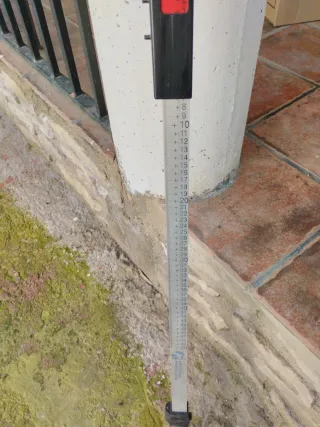 Regla para nivel láser