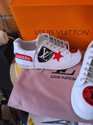 Zapatillas Louis Vuitton Blancas y Rojas