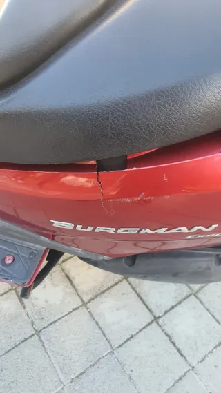 Suzuki Burgman 125 averiada