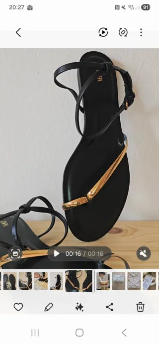 Sandalias Zara negras y doradas