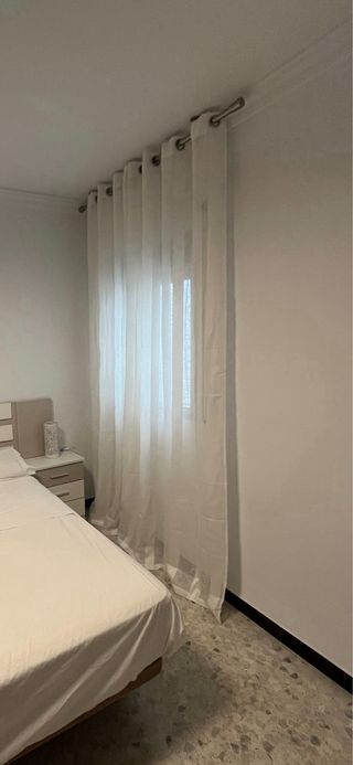 4 juegos cortinas blancas con barras