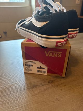 Tênis Vans pretos
