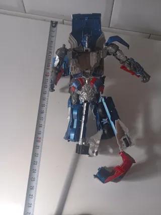 Muñeco Transformer Optimus Prime