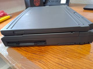 Portátil Retro ADLine NBE