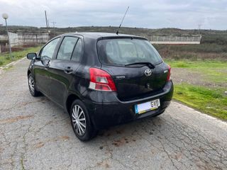 TOYOTA YARIS 1.4 D-4D Live 90 cv