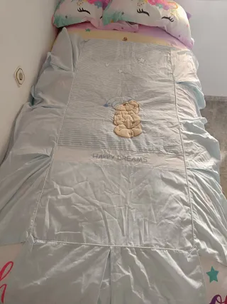 Chichonera y colcha cuna a juego