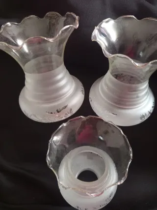 3 Tulipanes de cristal antiguos