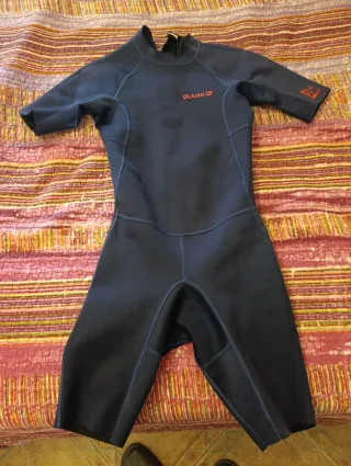 Traje de neopreno corto azul Olaian