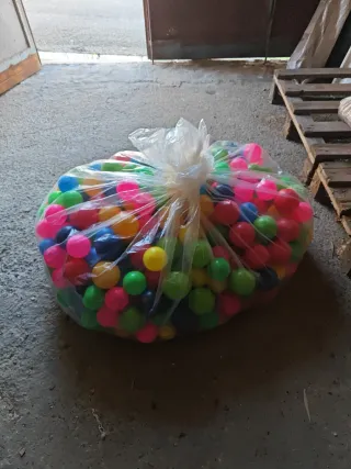Palline morbide in plastica per ludoteca