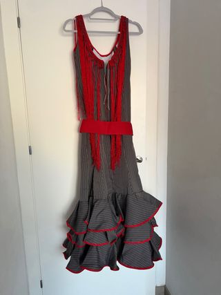 Traje de flamenca rociero