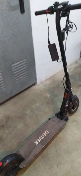 Patinete Denver Negro batería mala