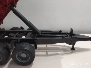 Tractor Claas con remolque BRUDER escala 1/20