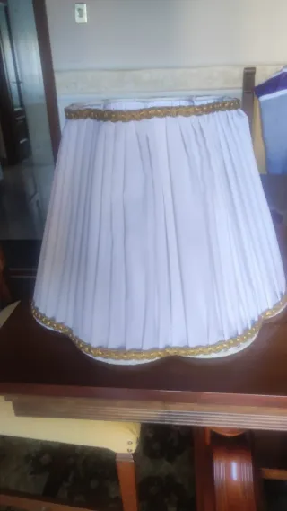 Paralume plissé vintage bianco e oro