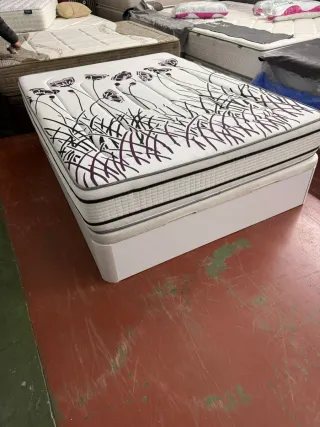 150x200 CANAPE MADERA BLANCA TAPA3D y COLCHÓN