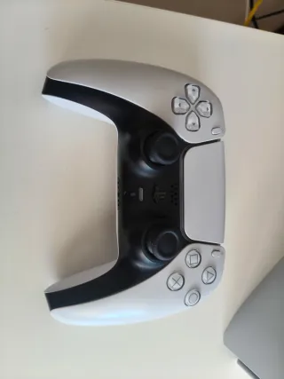 Consola PS5 Slim Digital + Garantía