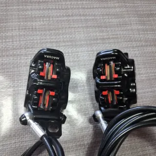 Magura MT5 4 pistones