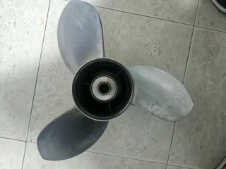 Hélice Motor yamaha 300