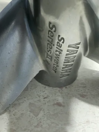 Hélice Motor yamaha 300