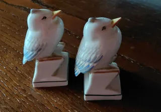 Figuras de pájaros de cerámica
